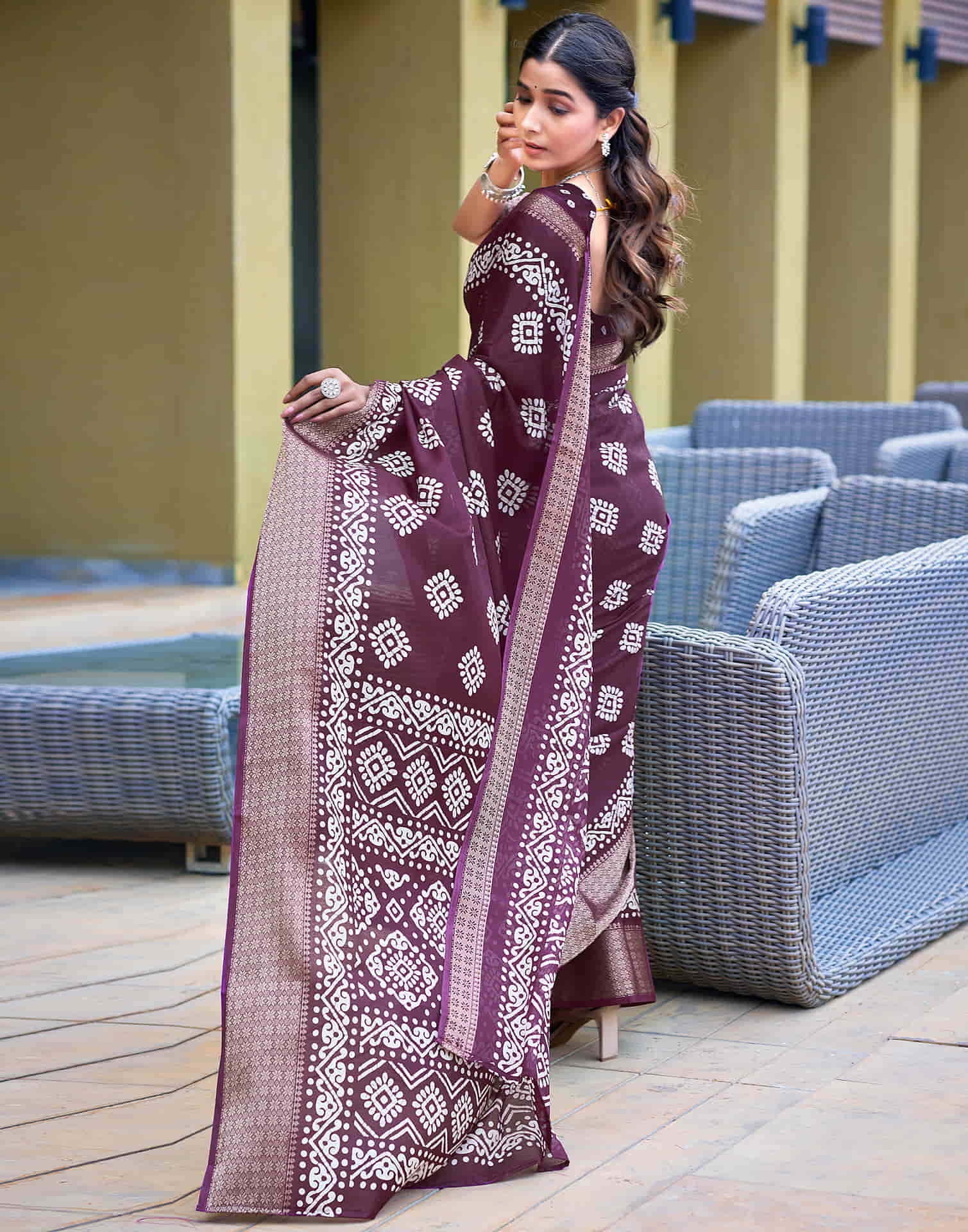 Wine Cotton Blend Printed Saree - Image 10