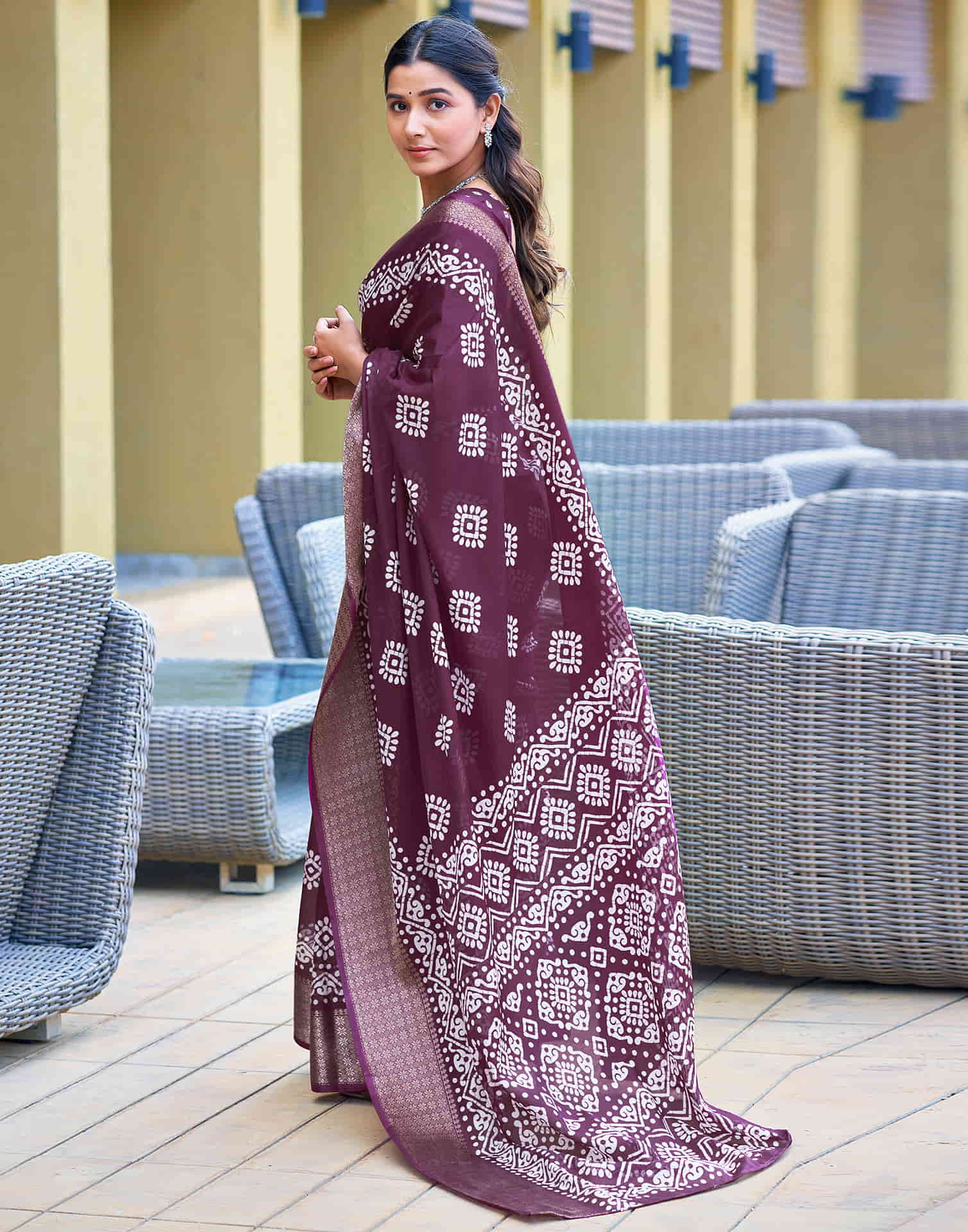Wine Cotton Blend Printed Saree - Image 6