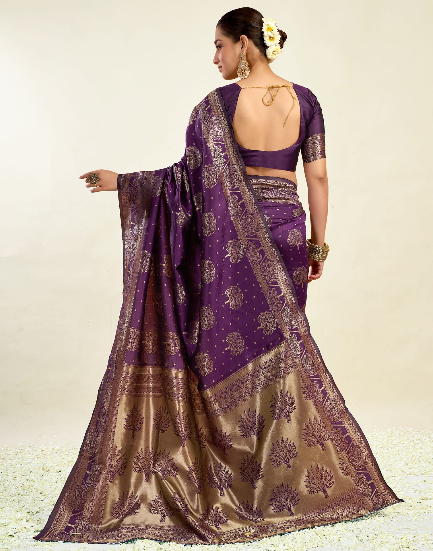 Purple Silk Blend Woven Banarasi Saree - Image 7