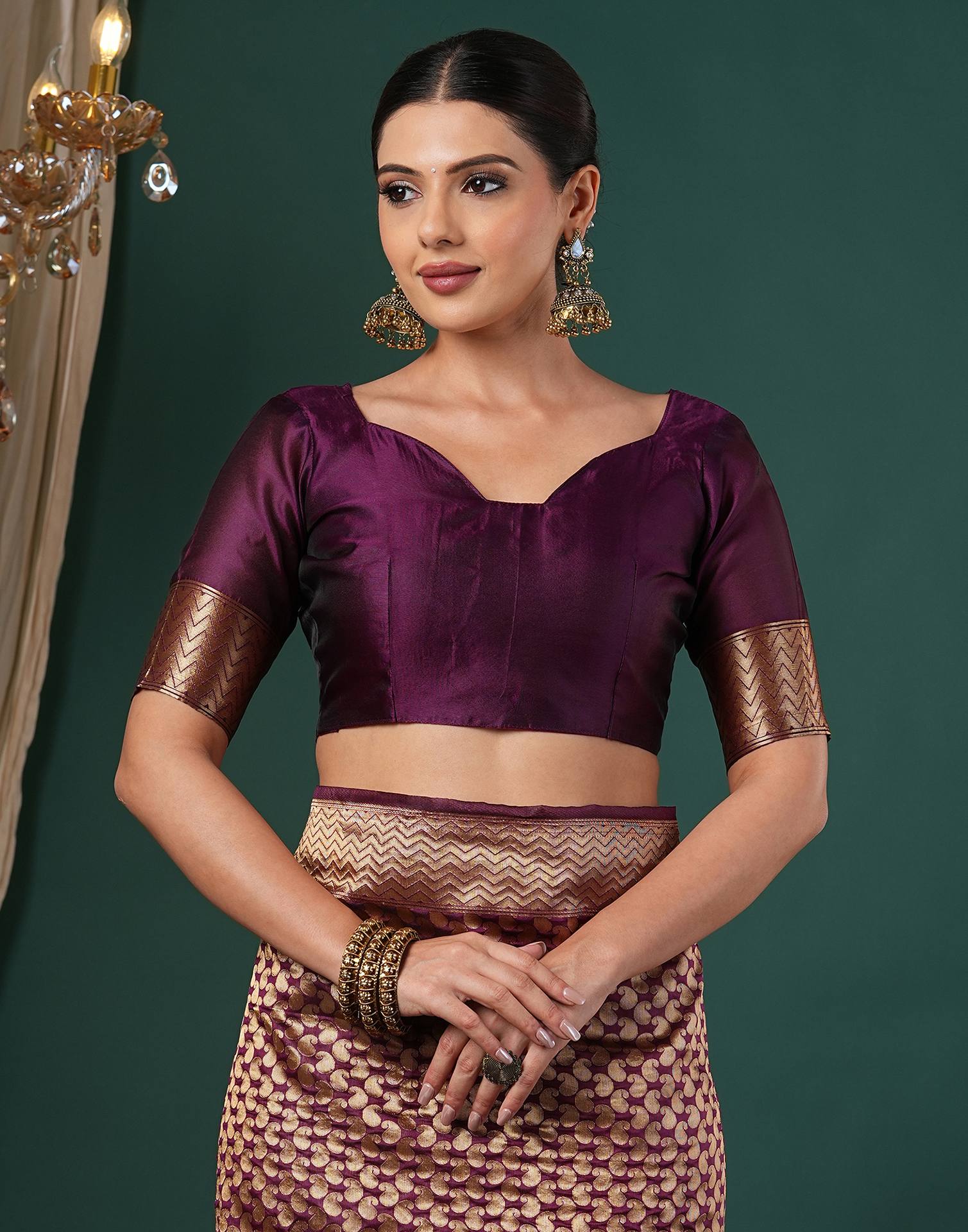 Wine Silk Woven Banarasi Saree - Image 8
