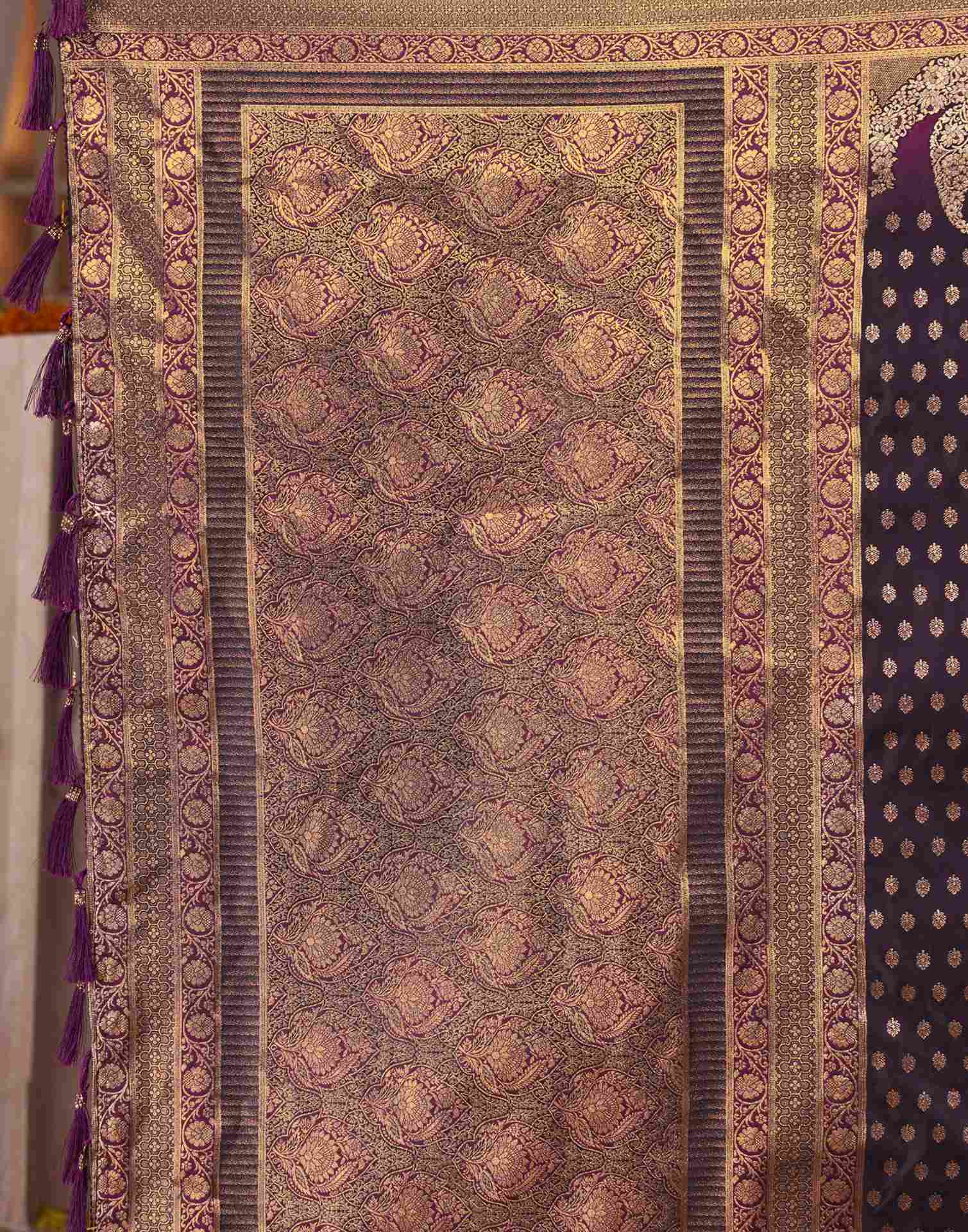 Wine Silk Woven Banarasi Saree - Image 8