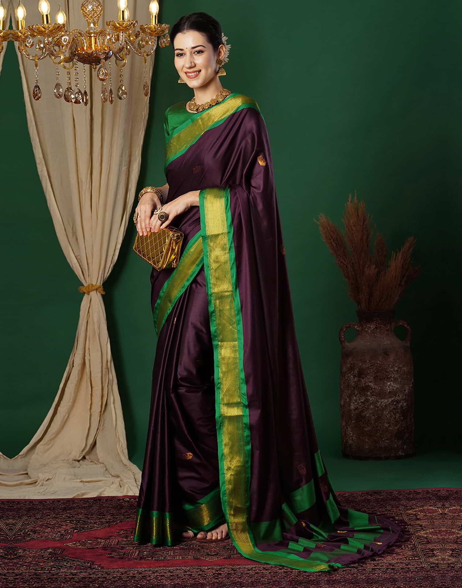 Wine Silk Woven Kanjivaram Saree - Image 5