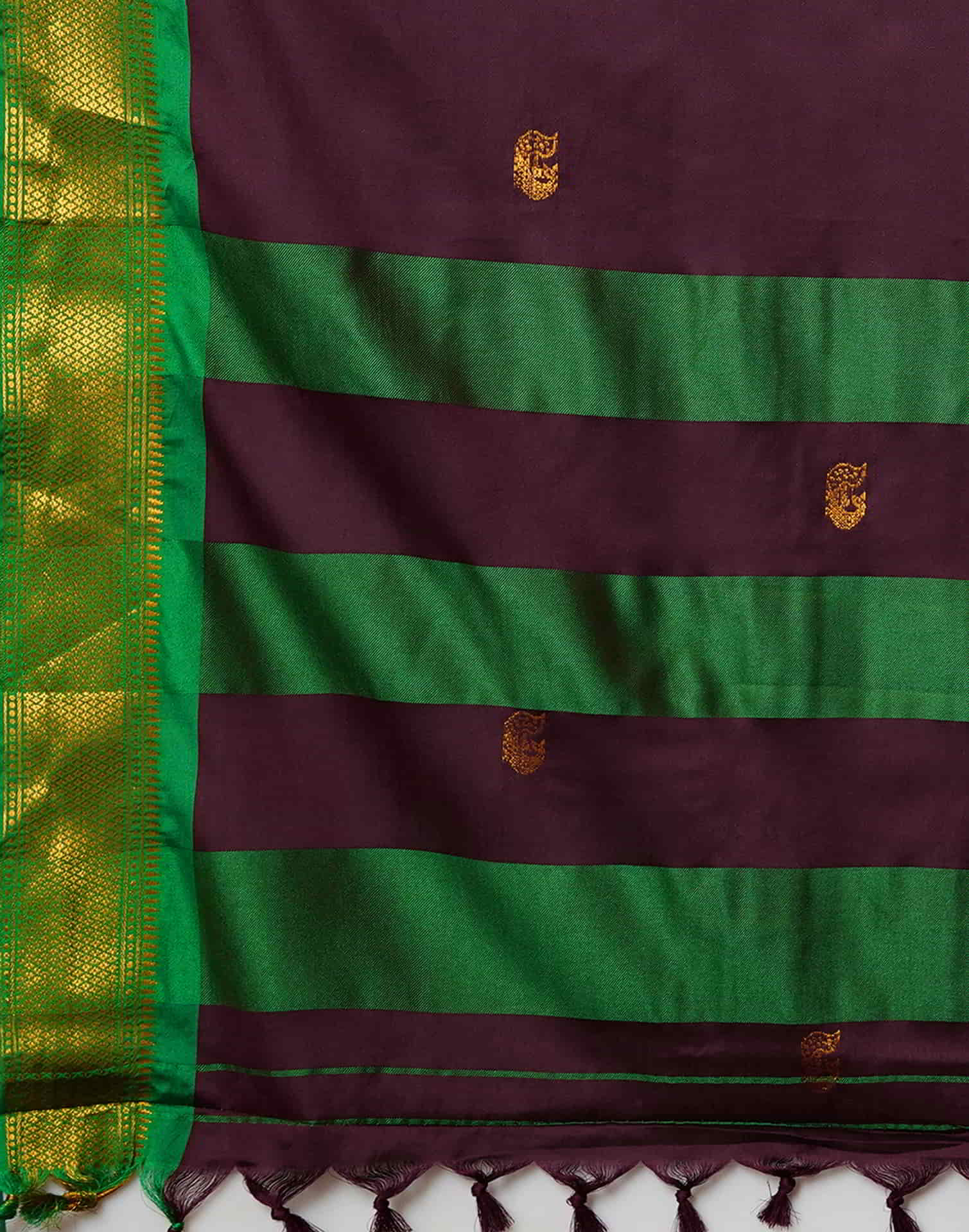 Wine Silk Woven Kanjivaram Saree - Image 9