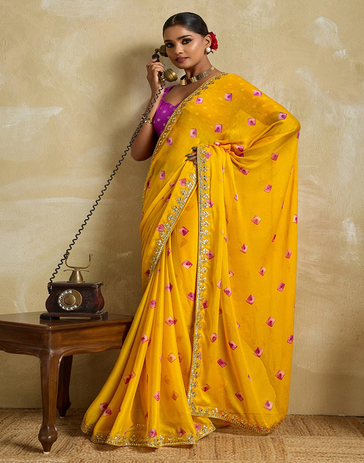 Yellow Chiffon Printed Saree - Image 5