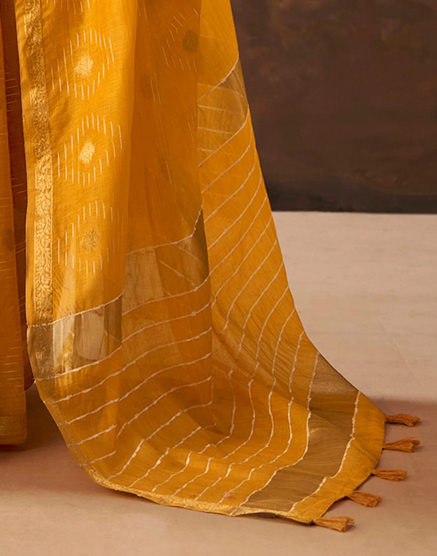 Yellow Cotton Chanderi Woven Saree - Image 7