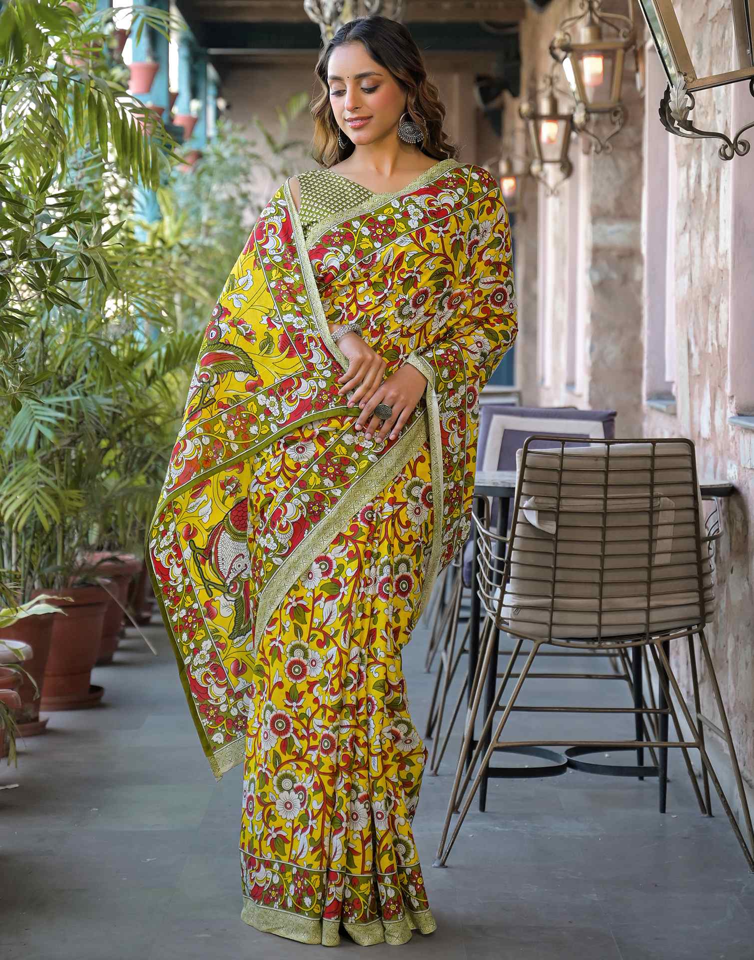 Yellow Cotton Floral Printed Saree - Image 7