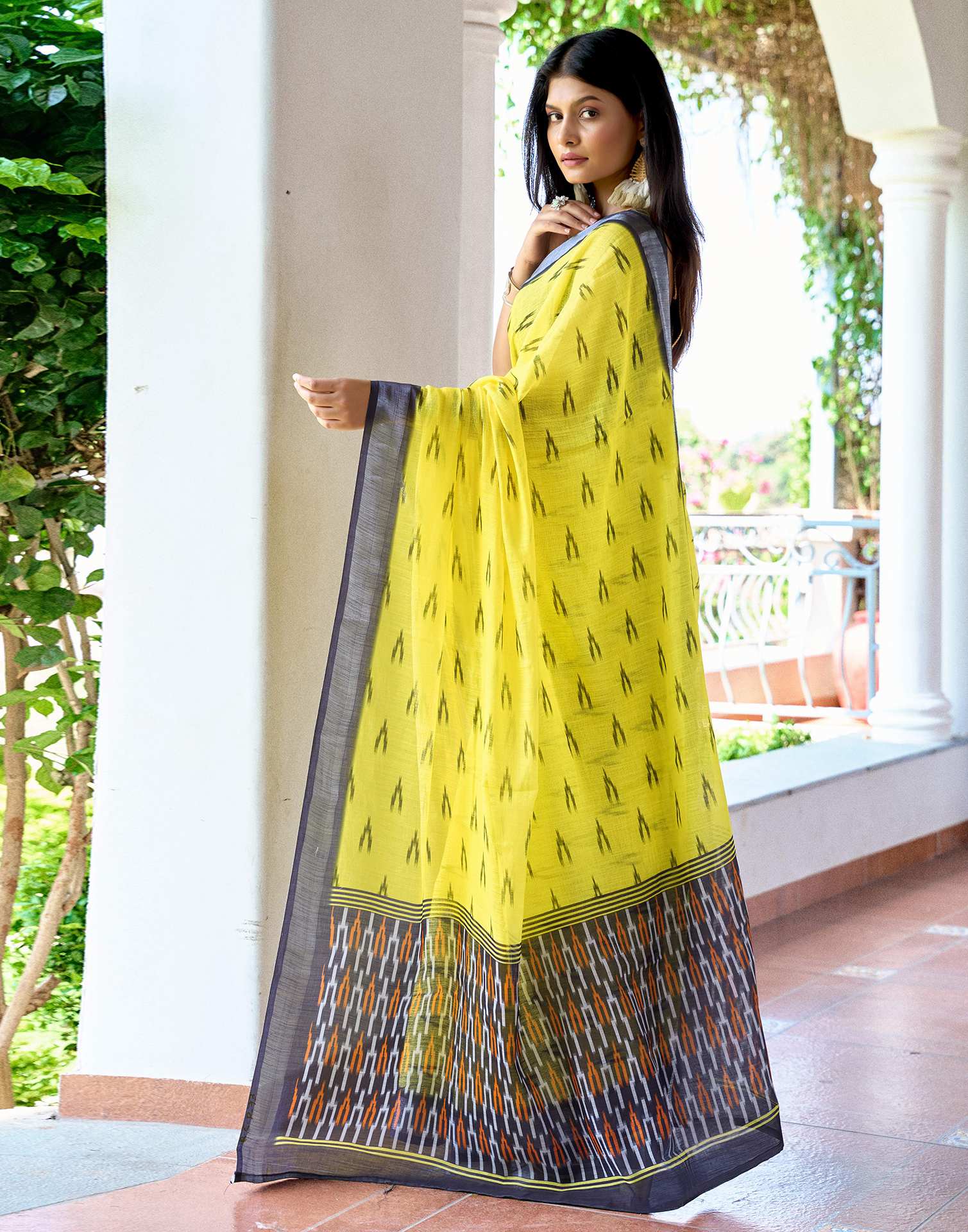 Yellow Linen Ikkat Printed Saree - Image 4