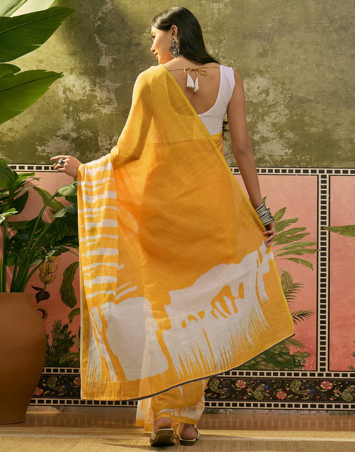 Yellow Linen Printed Saree - Image 7