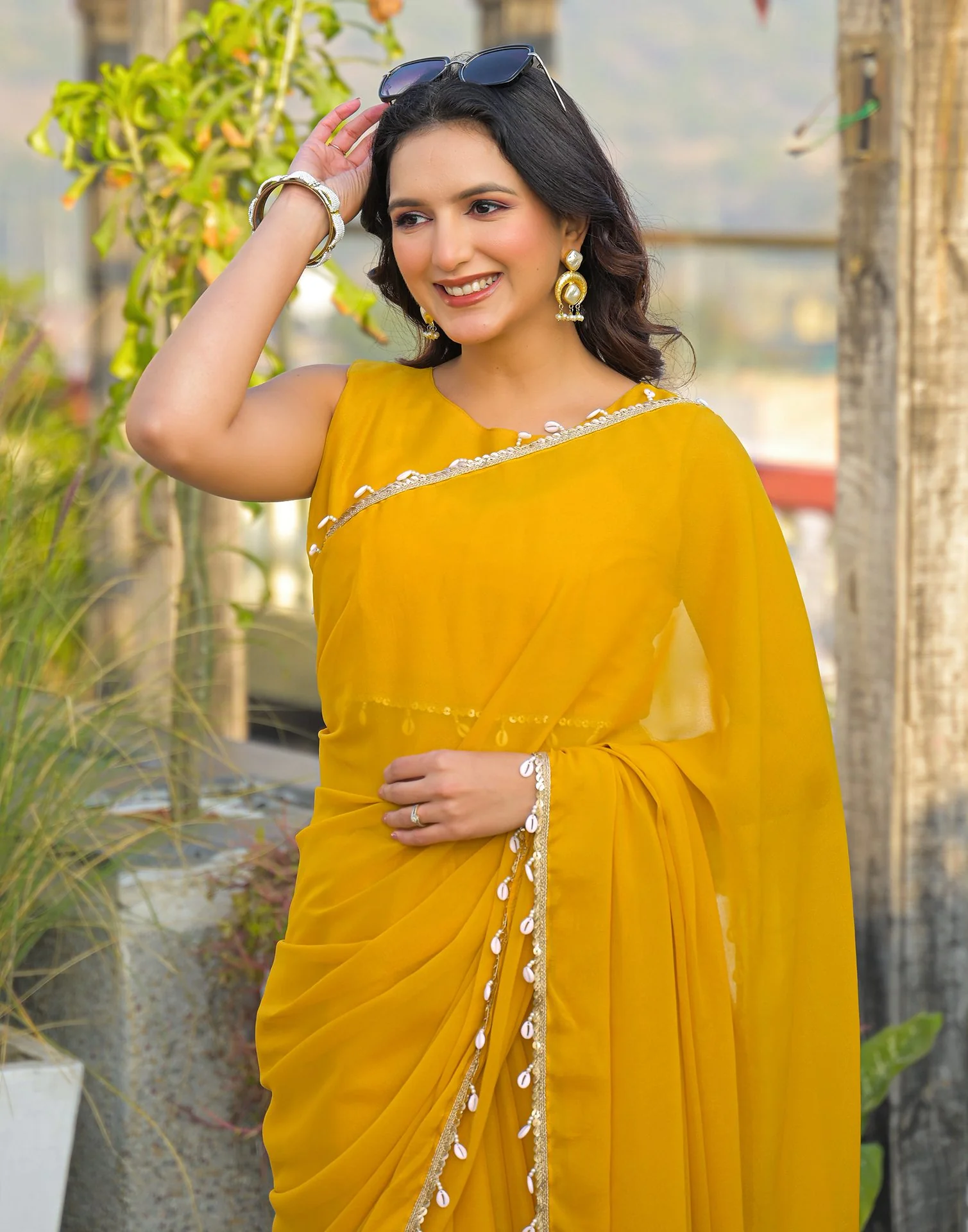 Yellow Shimmer Lace Saree - Image 4