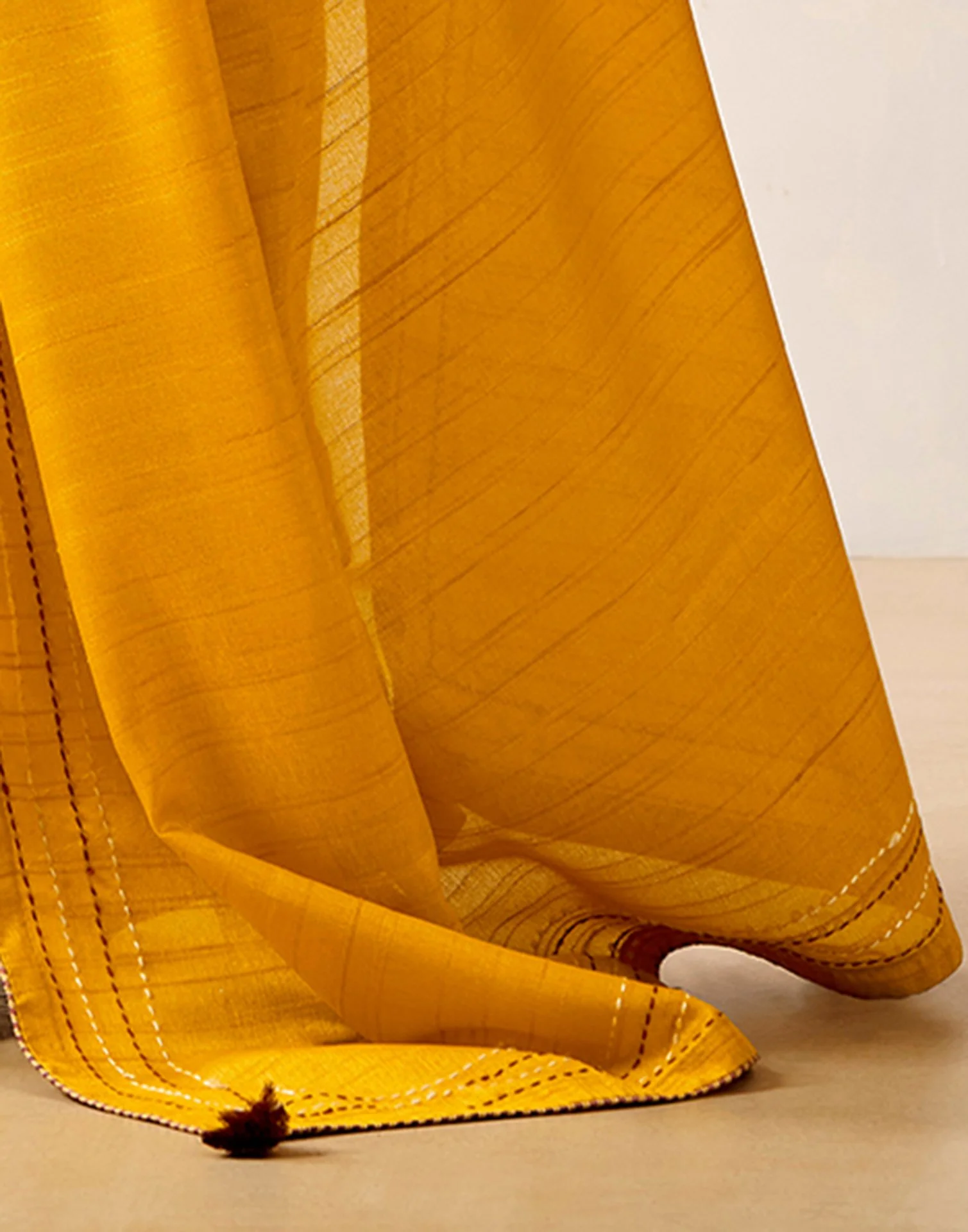 Yellow Silk Embroidery Saree - Image 5