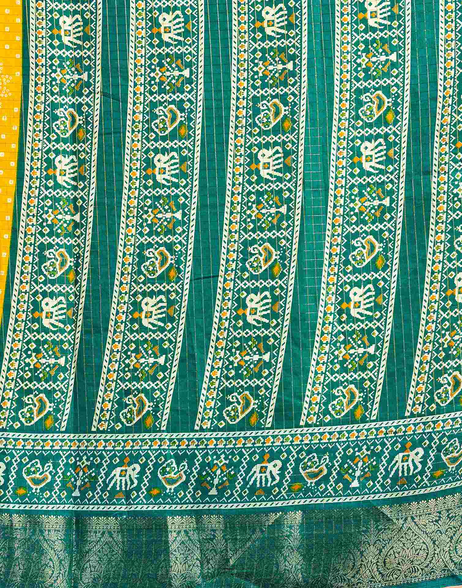 Yellow Silk Printed Bandhani Saree - Image 7