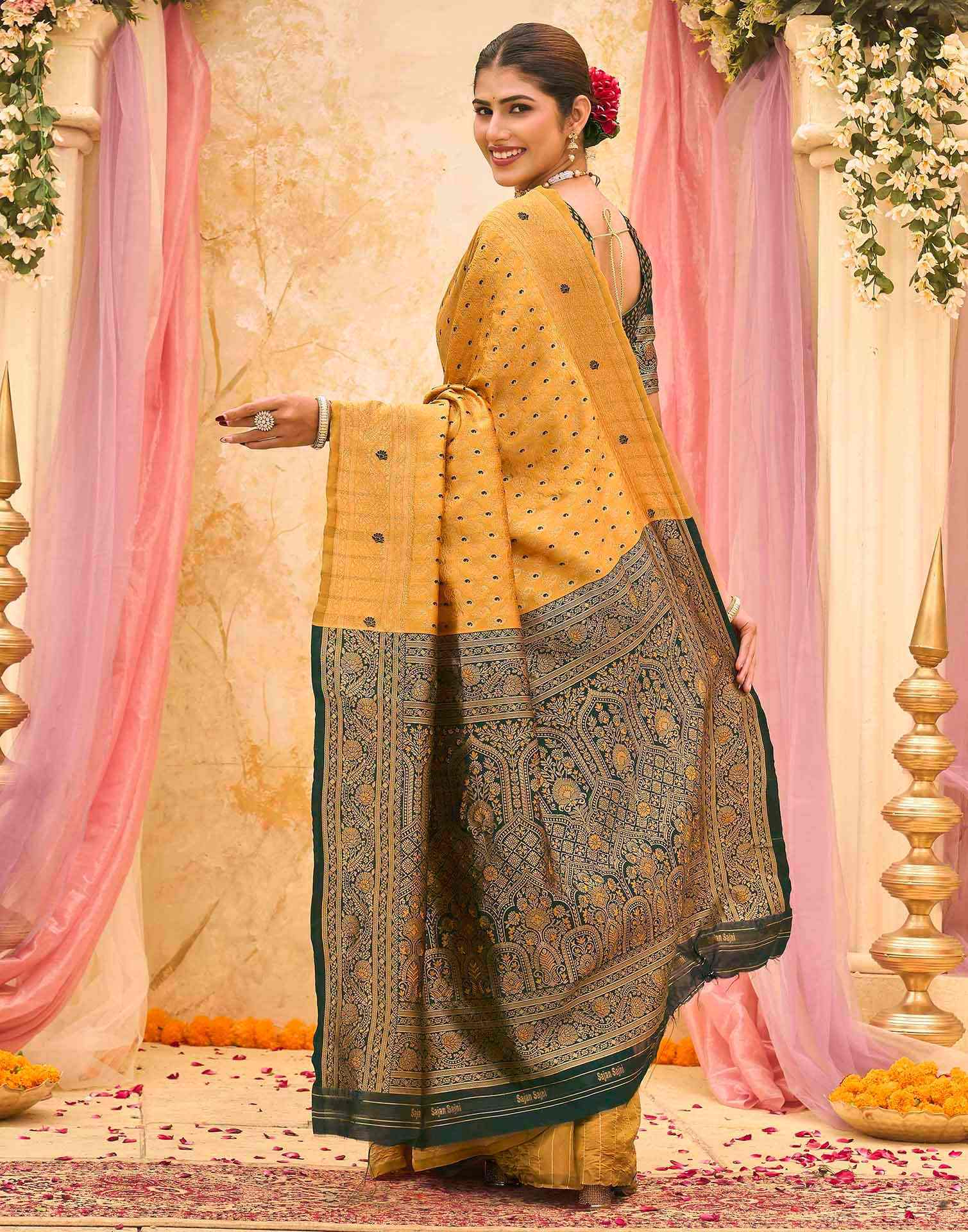 Yellow Silk Woven Banarasi Saree - Image 6