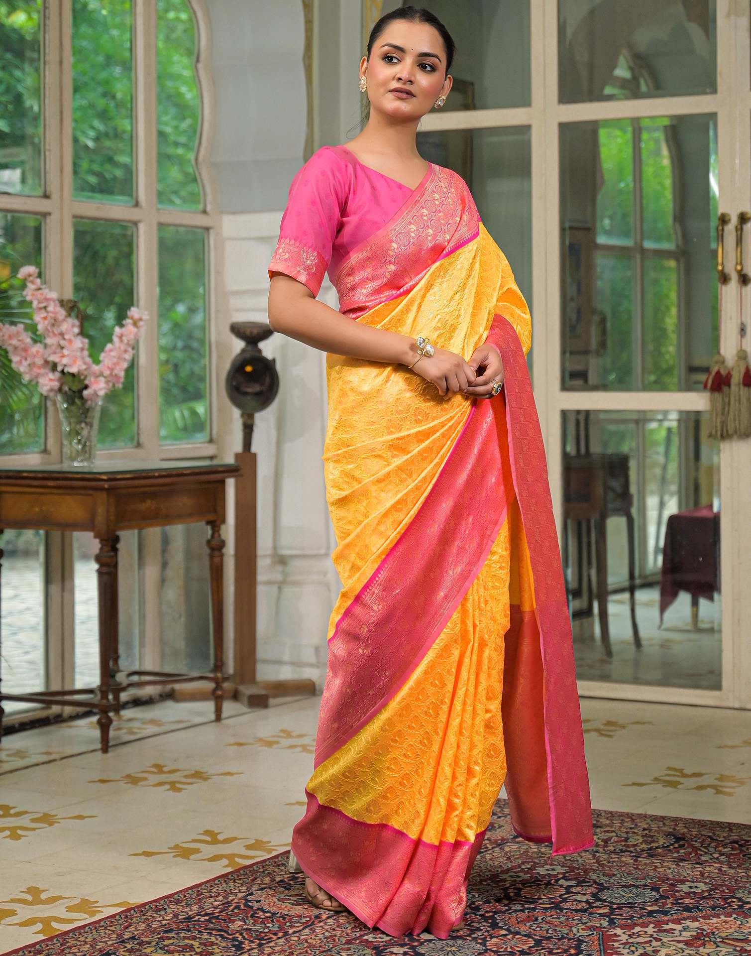 Yellow Silk Woven Kanjivaram Saree - Image 5