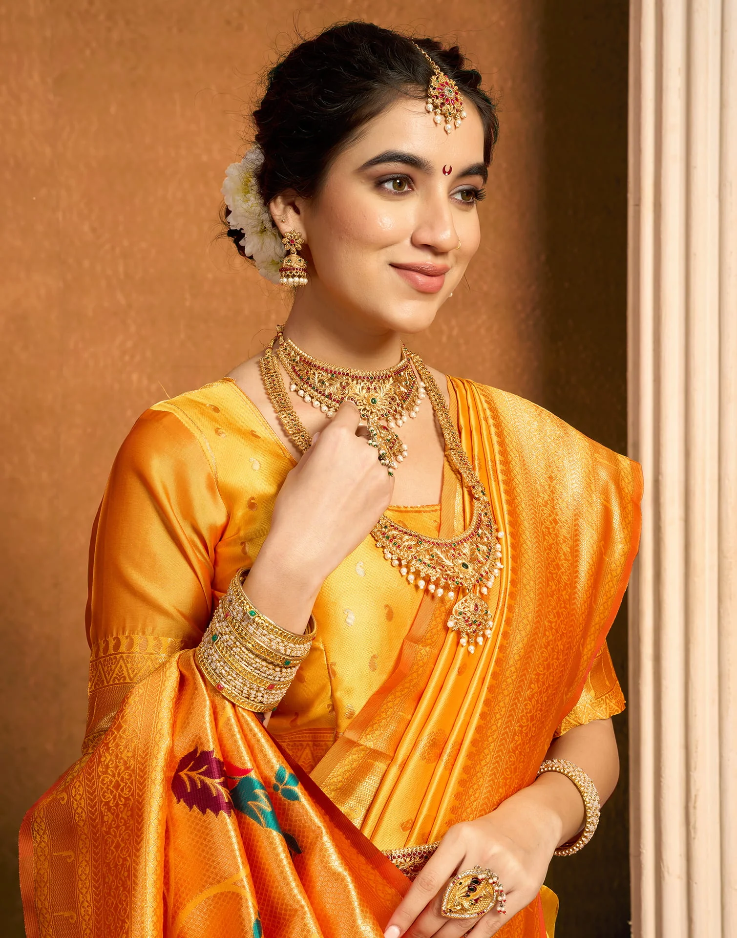 Yellow Silk Woven Paithani Saree - Image 2