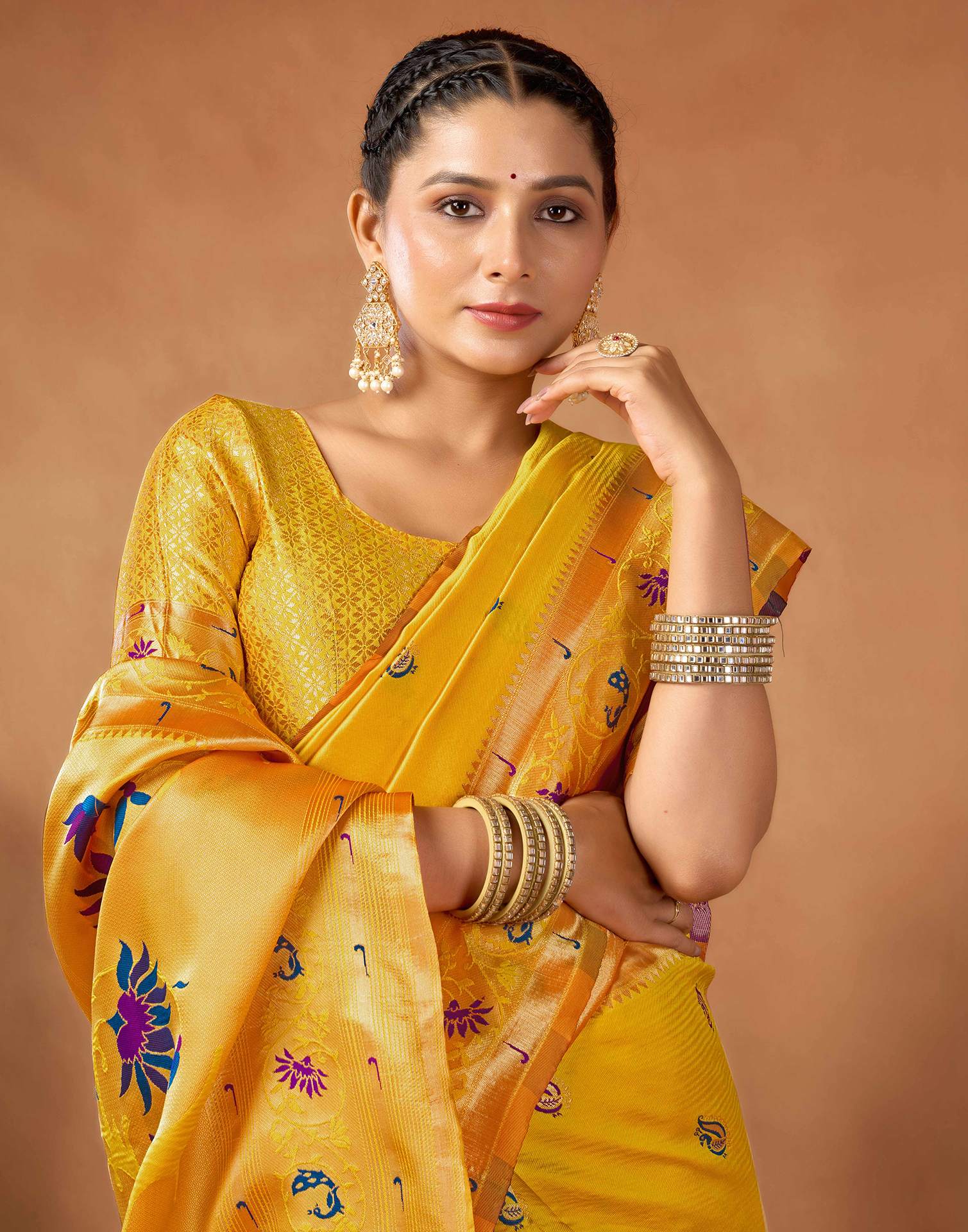 Yellow Silk Woven Paithani Saree - Image 2