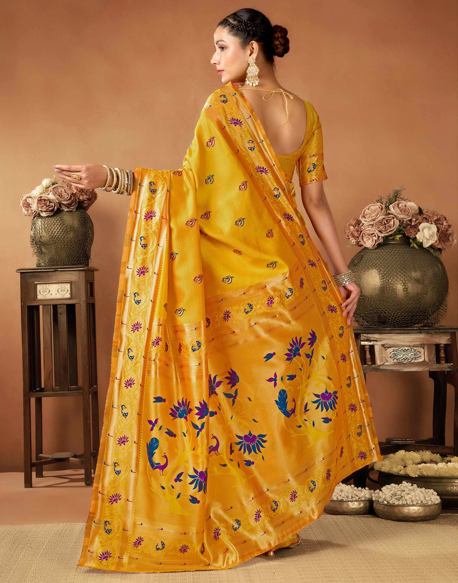Yellow Silk Woven Paithani Saree - Image 6
