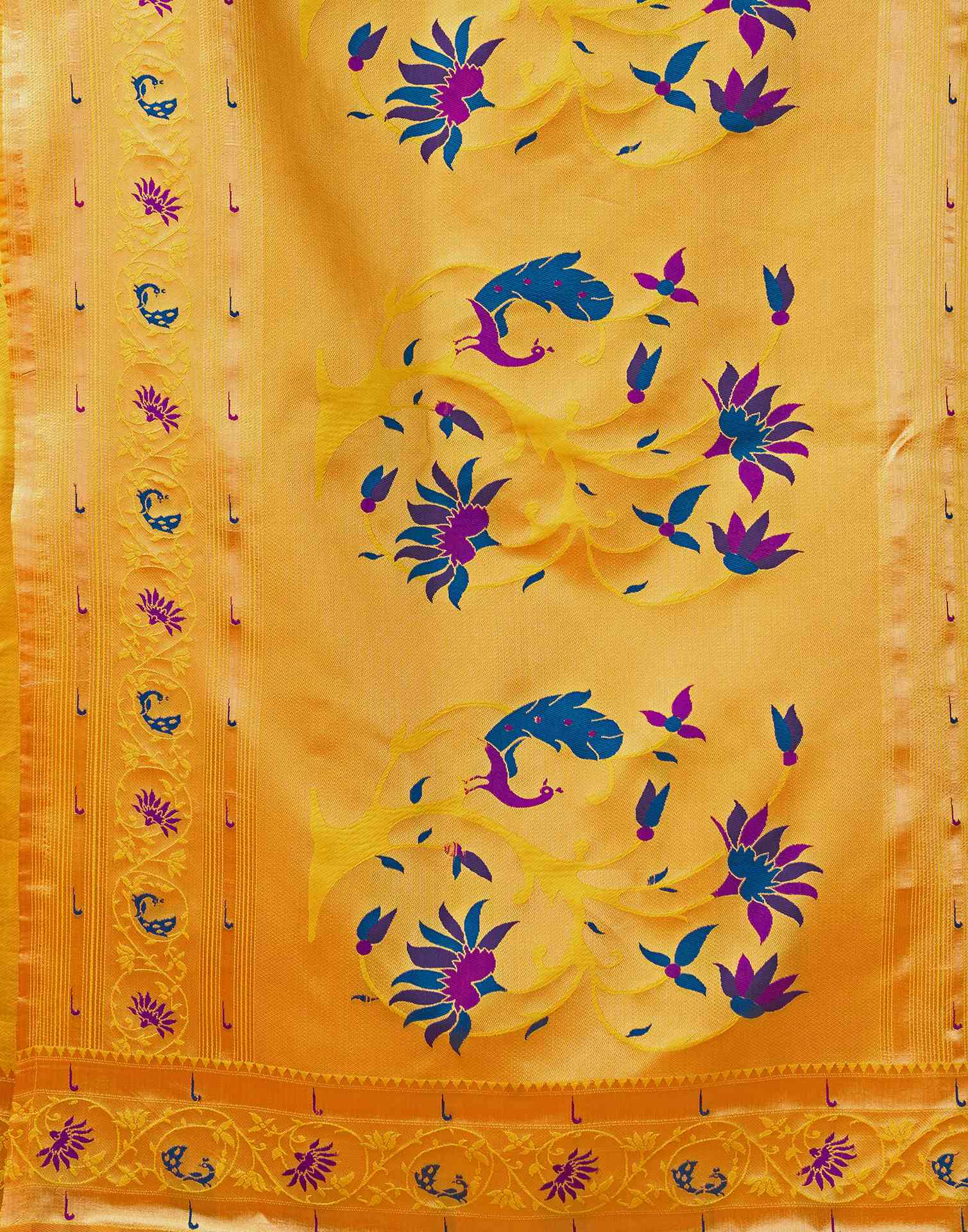 Yellow Silk Woven Paithani Saree - Image 7