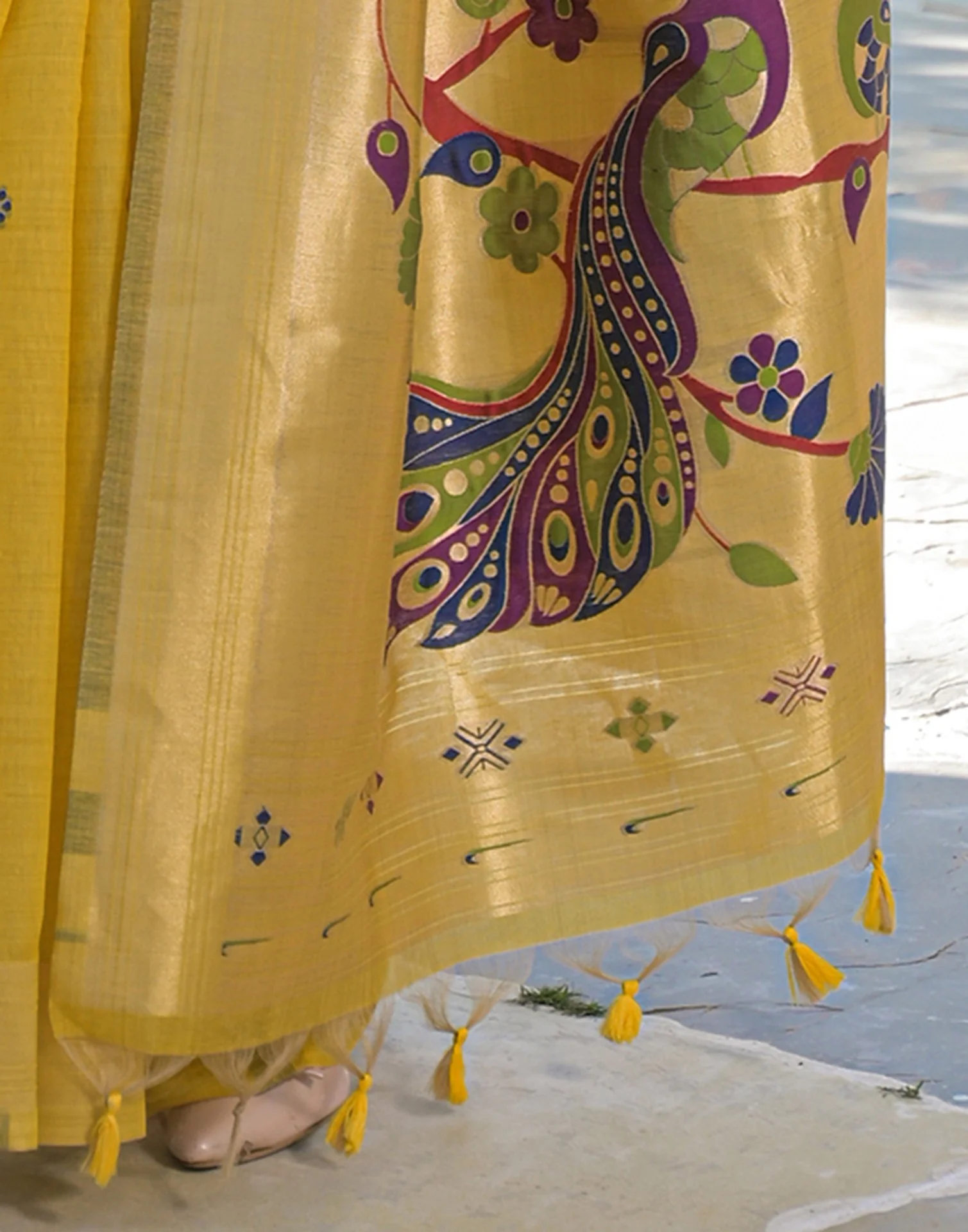 Yellow Cotton Woven Paithani Saree - Image 10