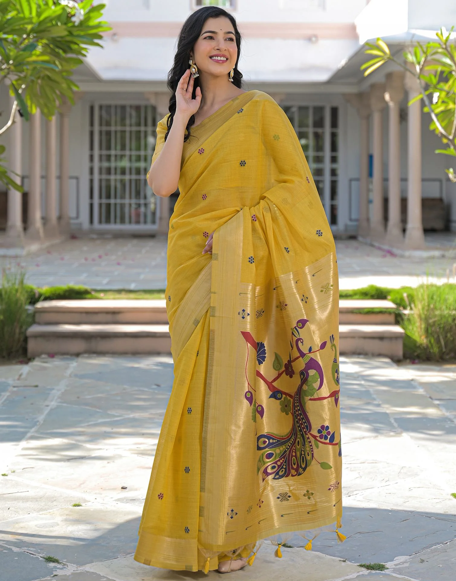 Yellow Cotton Woven Paithani Saree - Image 6
