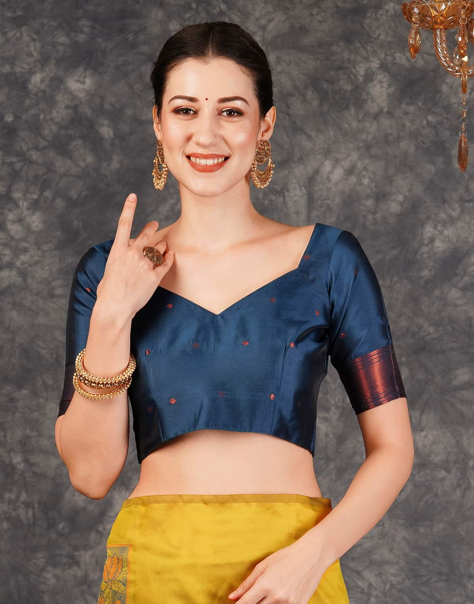 Turmeric Yellow Silk Woven Banarasi Saree - Image 6