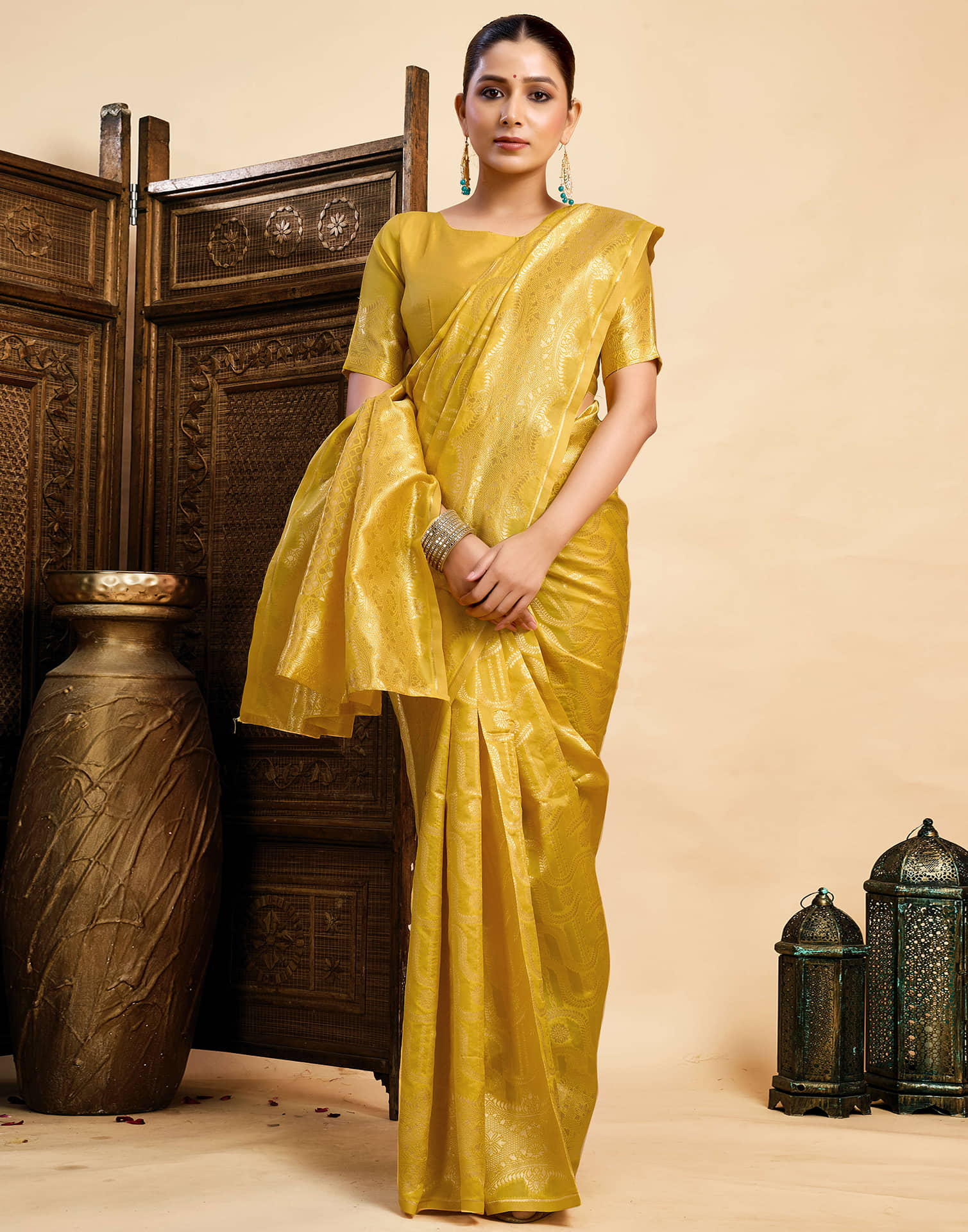 Yellow Silk Woven Banarasi Saree - Image 4