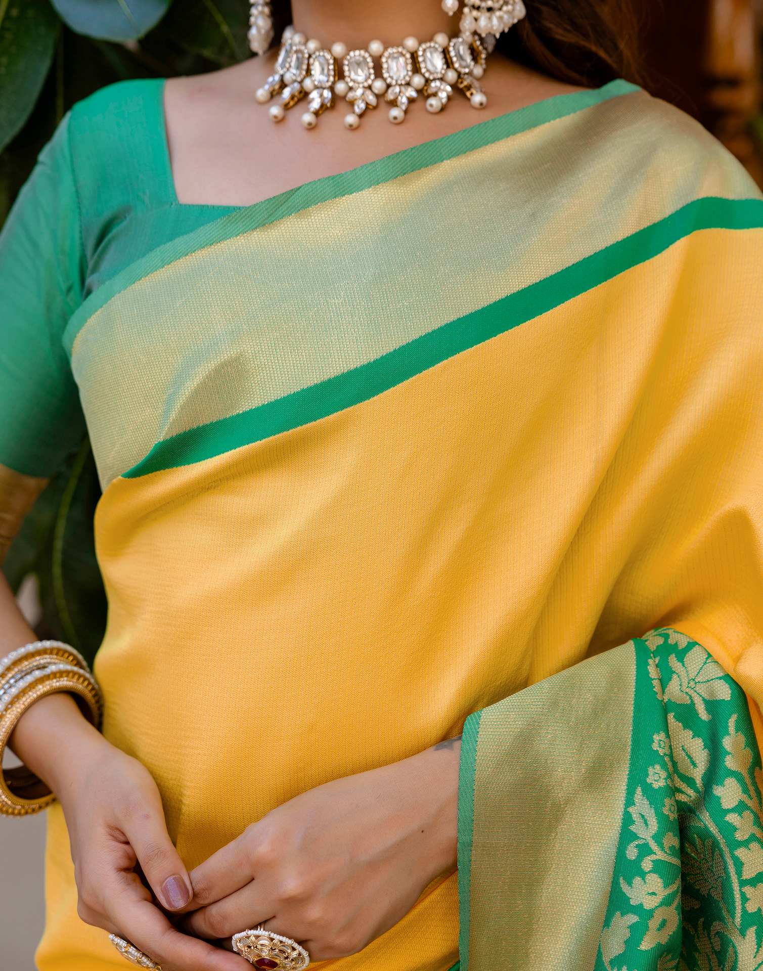Yellow Silk Woven Kanjivaram Saree - Image 12
