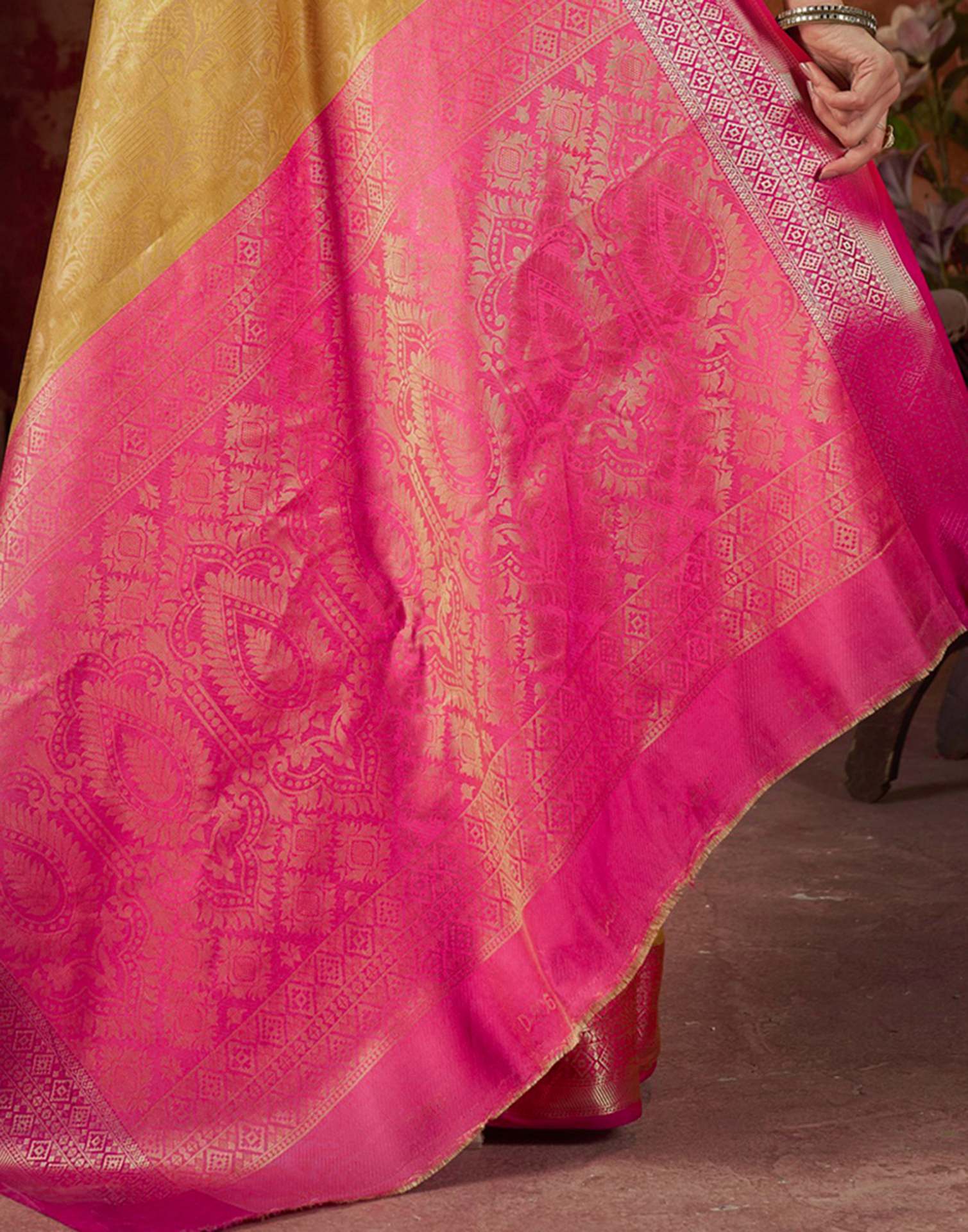 Yellow Silk Woven Banarasi Saree - Image 7