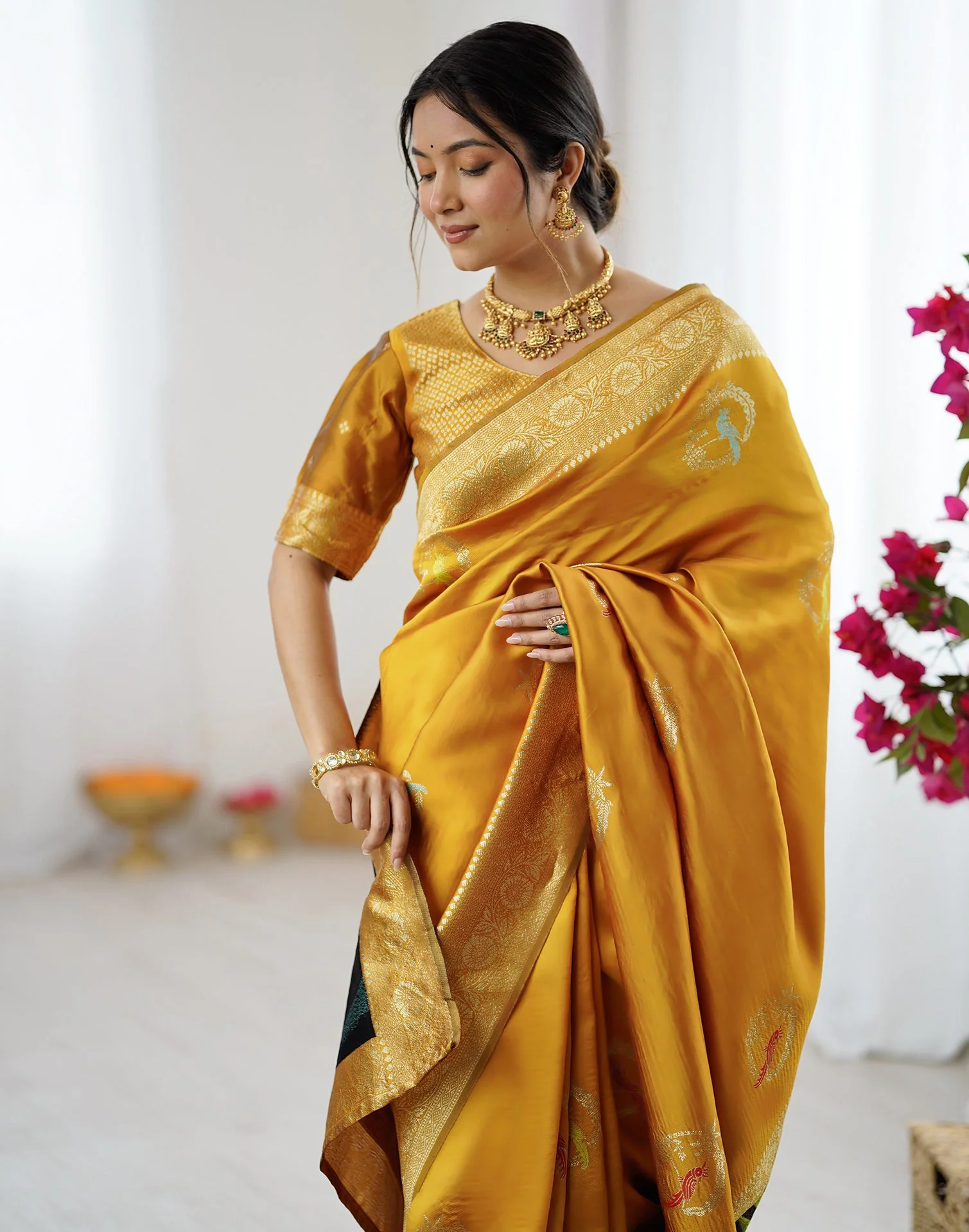 Yellow Silk Woven Saree - Image 4
