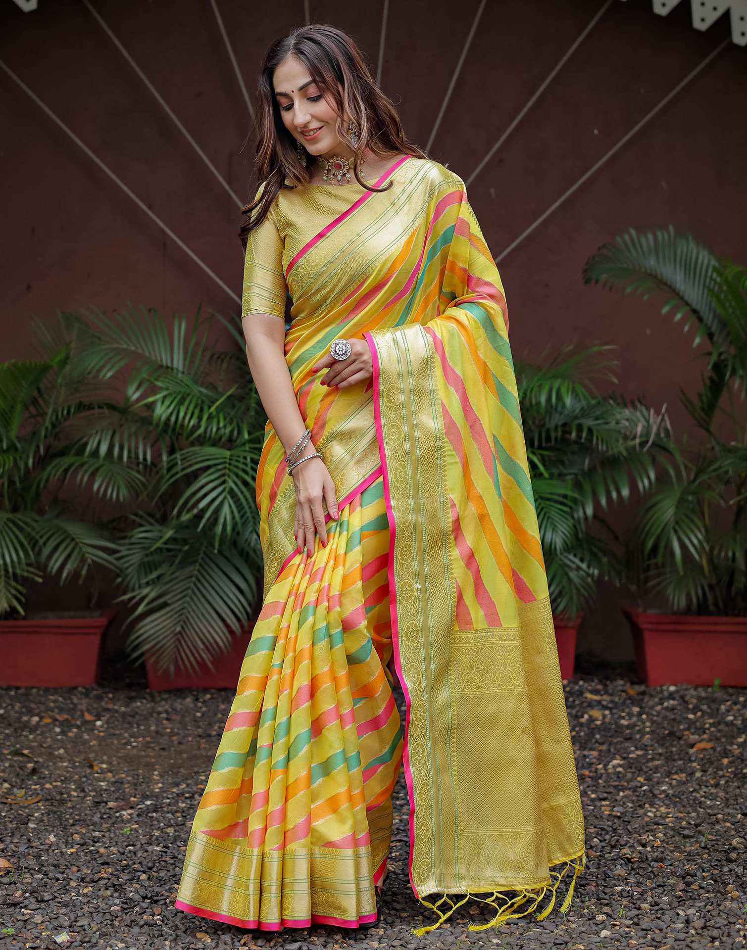 Multicoloured Silk Woven Saree - Image 6