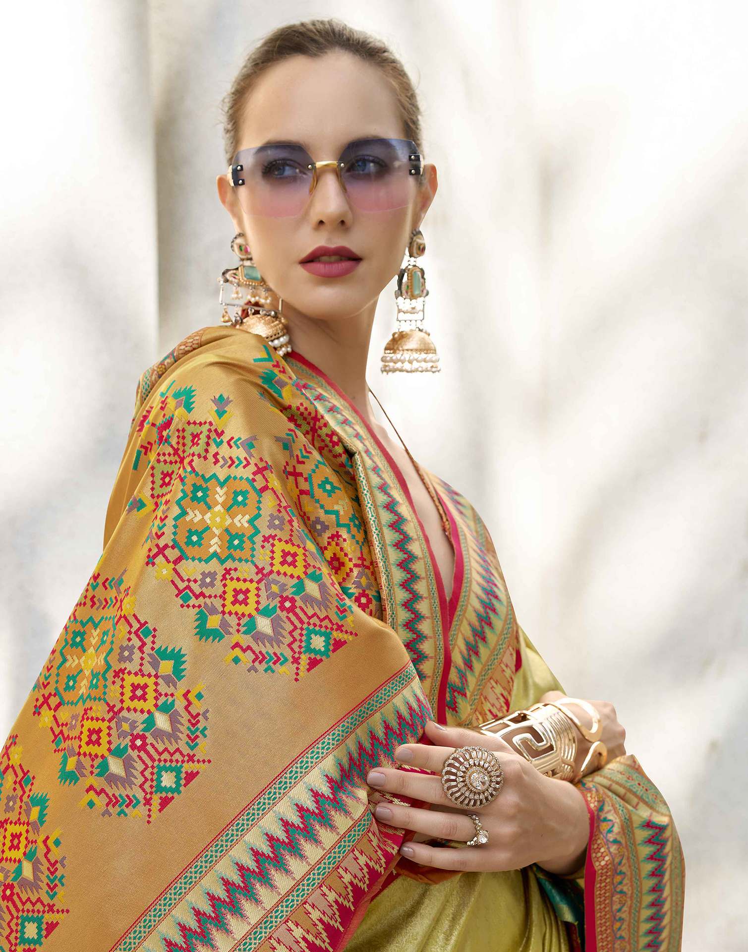 Green Tissue Silk Woven Paithani Saree - Image 5