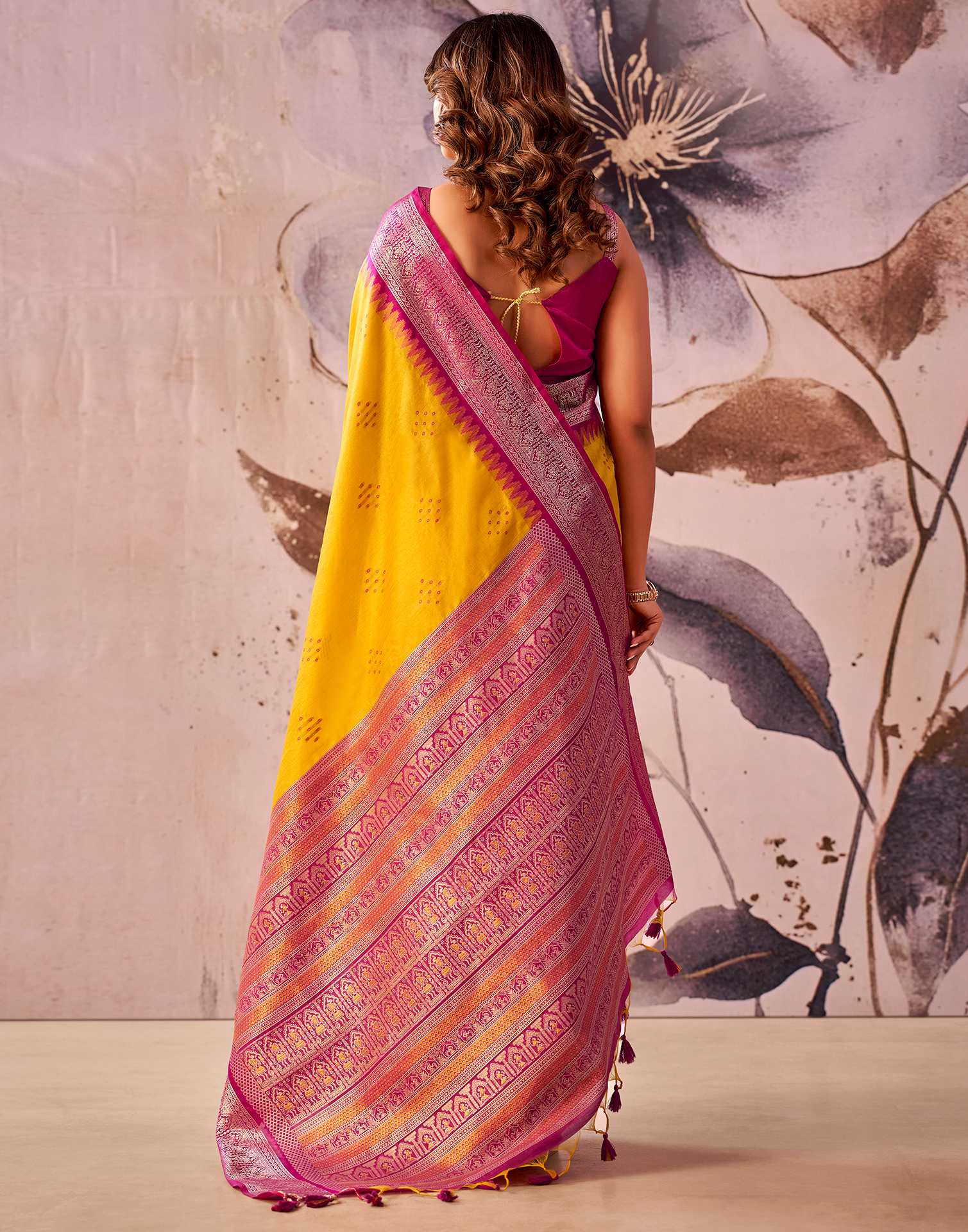 Yellow Tussar Silk Woven Kanjivaram Saree - Image 6